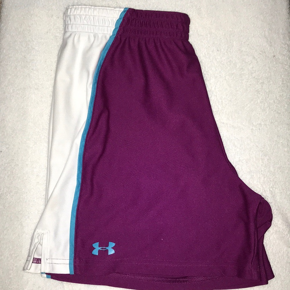 Under Armor MD Loose Heat Gear Shorts